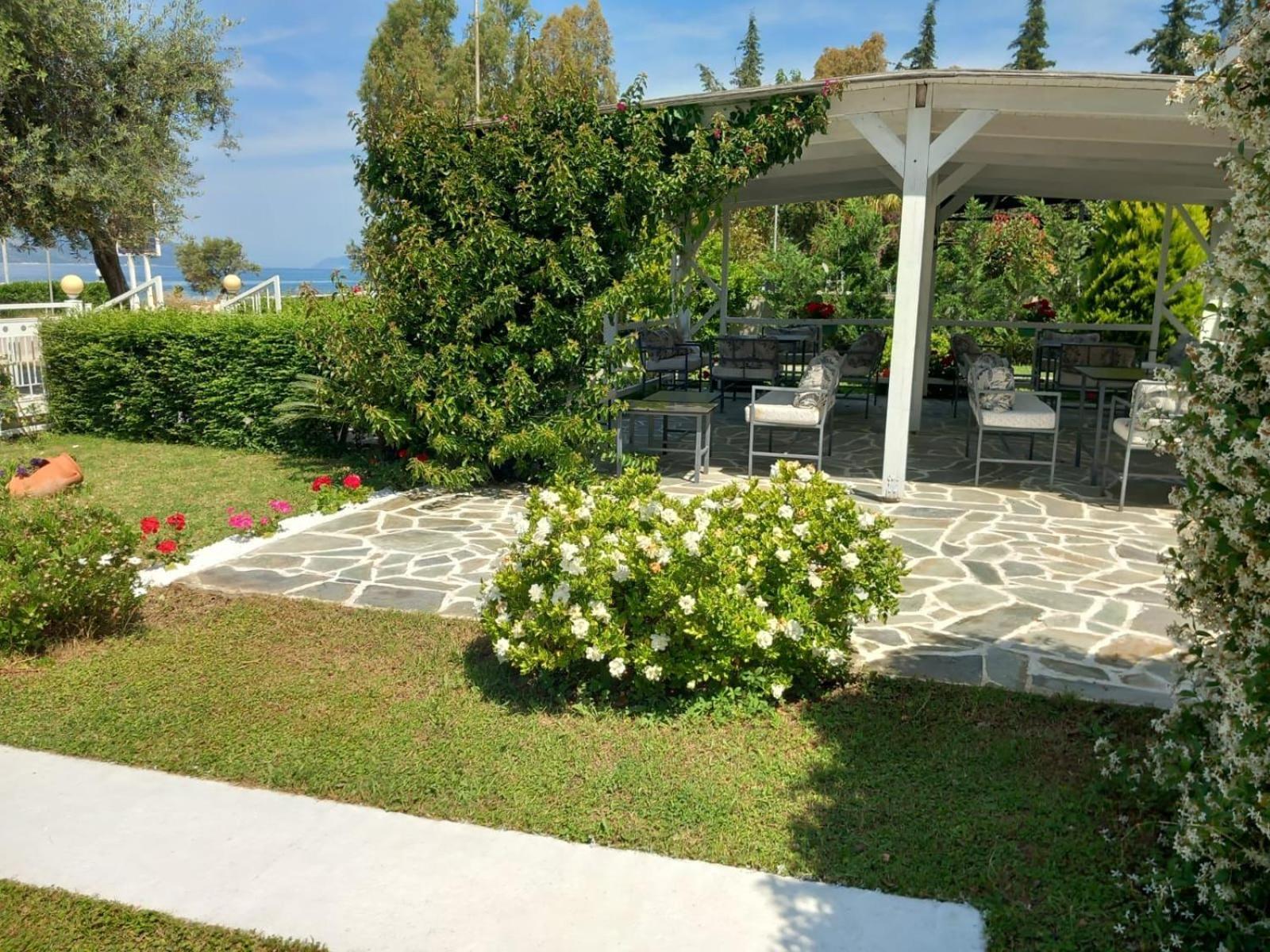 Nili Hotel Vlorë Exterior foto